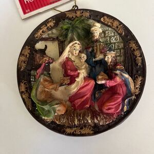 3.5” 3d flat circle nativity christmas manger scene ornament Holy Family Christ.
